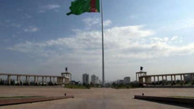 The 133-metre flag in Ashgabat, the capital of Turkmenistan, currently holds the record for the world's tallest. Trident support in Jebel Ali built the structure.