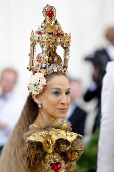 With a nativity scene headdress, Sarah Jessica Parker arrives at the Met Gala, 2018. Reuters