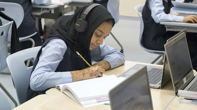 Sheikh Mohamed bin Zayed visits Al Asayel Primary School. Rashed Al Mansoori / Crown Prince Court - Abu Dhabi