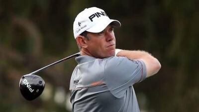 Lee Westwood opened his 2013 season with ease during the first round of the Dubai Desert Classic on Thursday.