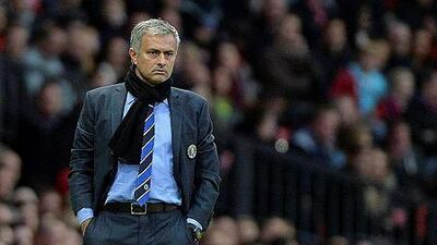 Chelsea manager Jose Mourinho complained about the lack of vocal backing from home supporters during the recent victory over Queens Park Rangers. EPA/PETER POWELL