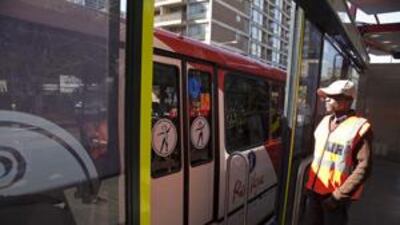 The bus rapid transport system commenced operation in Johannesburg amid the threat of violence.
