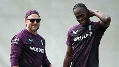 England coach Brendon McCullum speaks with Jofra Archer. Getty Images