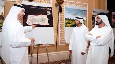 His Highness Sheikh Mohammed bin Rashid Al Maktoum, Vice President and Prime Minister the looks at the layout plans for Sheikh Mohammed Bin Rashid Garden (Haaeq in Arabic) in Dubai. WAM *** Local Caption *** b0383ee8-39f6-4d04-b006-ca0464fee111.jpg