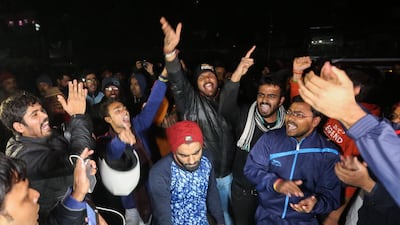 Students and supporters shout slogans outside to protest following alleged clashes between student groups at Jawaharlal Nehru University (JNU) in New Delhi on January 5, 2020. AFP / STR