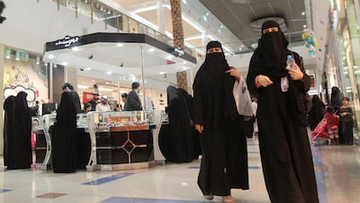 Women in Saudi Arabia will now be able to travel without permission. Reuters
