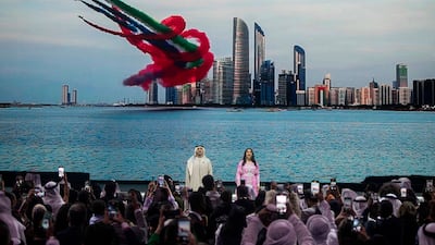 Al Jassmi and fellow Emirati singer Ahlam share the stage