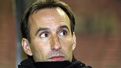 Aurelio Vidmar, the Adelaide United coach, has taken his side to the last 16 of the ACL.