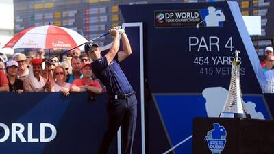 Luke Donald tees off on the final day of the DP World Tour Championship 2012