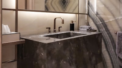 Darker tones in the guest bathroom