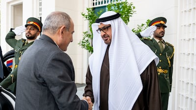 President Sheikh Mohamed with Armenian Prime Minister Nikol Pashinyan. Hamad Al Kaabi / UAE Presidential Court