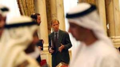 Peter Ford, the representative of the commissioner general of the United Nations Relief and Works Agency, centre right, and other officials arrive for the Gaza Strip emergency donor conference at the Intercontinental Hotel Abu Dhabi on Jan 13 2009.
