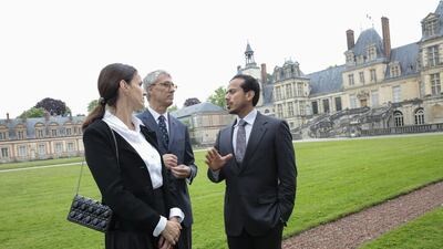 Sheikh Sultan bin Tahnoon, with the French culture minister Aurelie Filippetti, left, and Jean Francois Hebert, centre, the president of the Public Establishment of Fontainebleau.