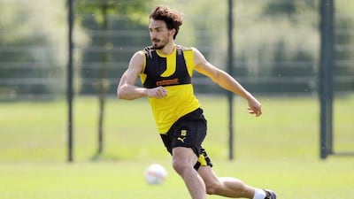 Mats Hummels of German Bundesliga soccer club Borussia Dortmund in action during a training session in Dortmund, Germany, 11 May 2016. Hummels has signed a 5-year deal to move to Bayern Munich. He leaves Dortmund after 8 years with the club. EPA/INA FASSBENDER