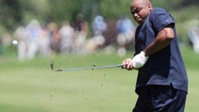 Charles Barkley's swing may not be perfect and was one of the reasons why he finished last in the US Celebrity Golf Championship, but the basketball legend is ready to turn his hand at politics.