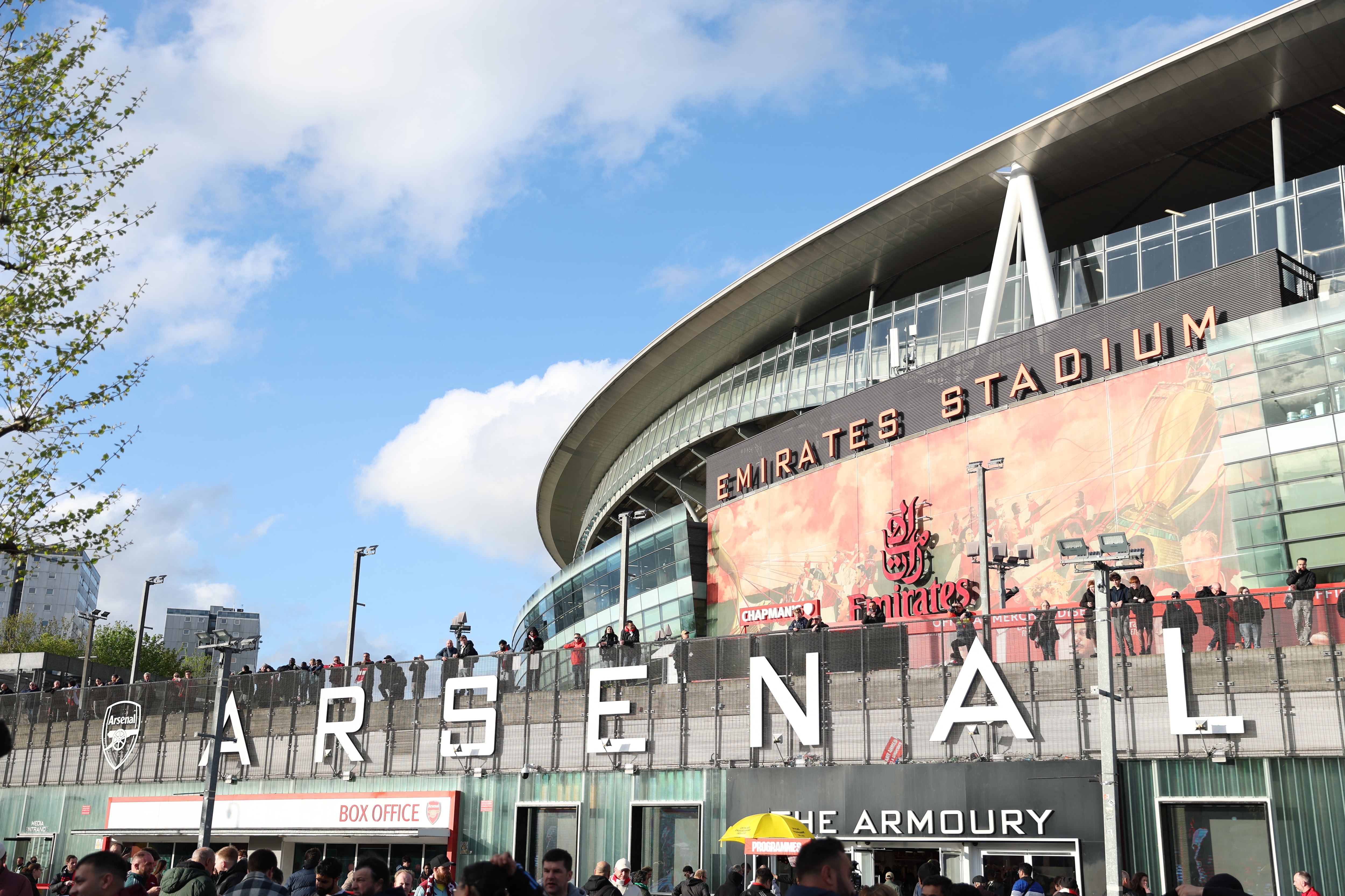 Image linked from the original feed: Arsenal and Emirates celebrate two decades of partnership with extension to 2033