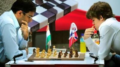 Norwegian chess player Magnus Carlsen plays against India's Viswanathan Anand during the Bilbao Final Masters 2010 in the northern Spanish Basque city of Bilbao.