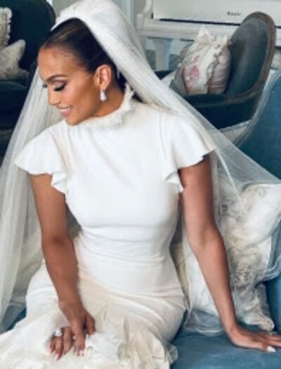 Jennifer Lopez wore Mikimoto pearl and diamond jewellery for her Georgia wedding with Ben Affleck. Photo: onthejlo.com