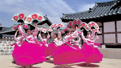 Register to take part in a Korean traditional dance workshop at the Korean Cultural Center