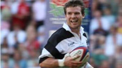 Gordon D'Arcy runs in a try for the Barbarians against England, the Irish and Leinster centre has been in excellent form of late.