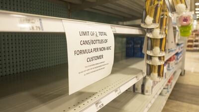 A sign notifies customers of a purchase limit on baby formula amid a national shortage at a Detroit, Michigan store. Bloomberg