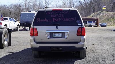 This SUV driver's position is clear for all to see.