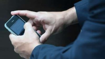 Oman's decision to cancel the sale of a stake in its national telecommunications company reflects a growing caution among buyers and sellers towards Middle Eastern telecoms.