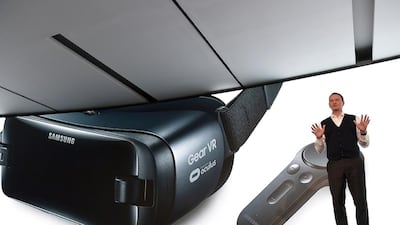 Chief marketing officer of Samsung Electronics Europe, David Lowes, presents the tablet Samsung Gear VR controller. AFP