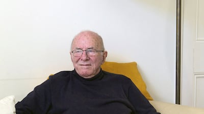 Clive James at his home in Cambridge, England, in 2012. Hazel Thompson / The New York Times