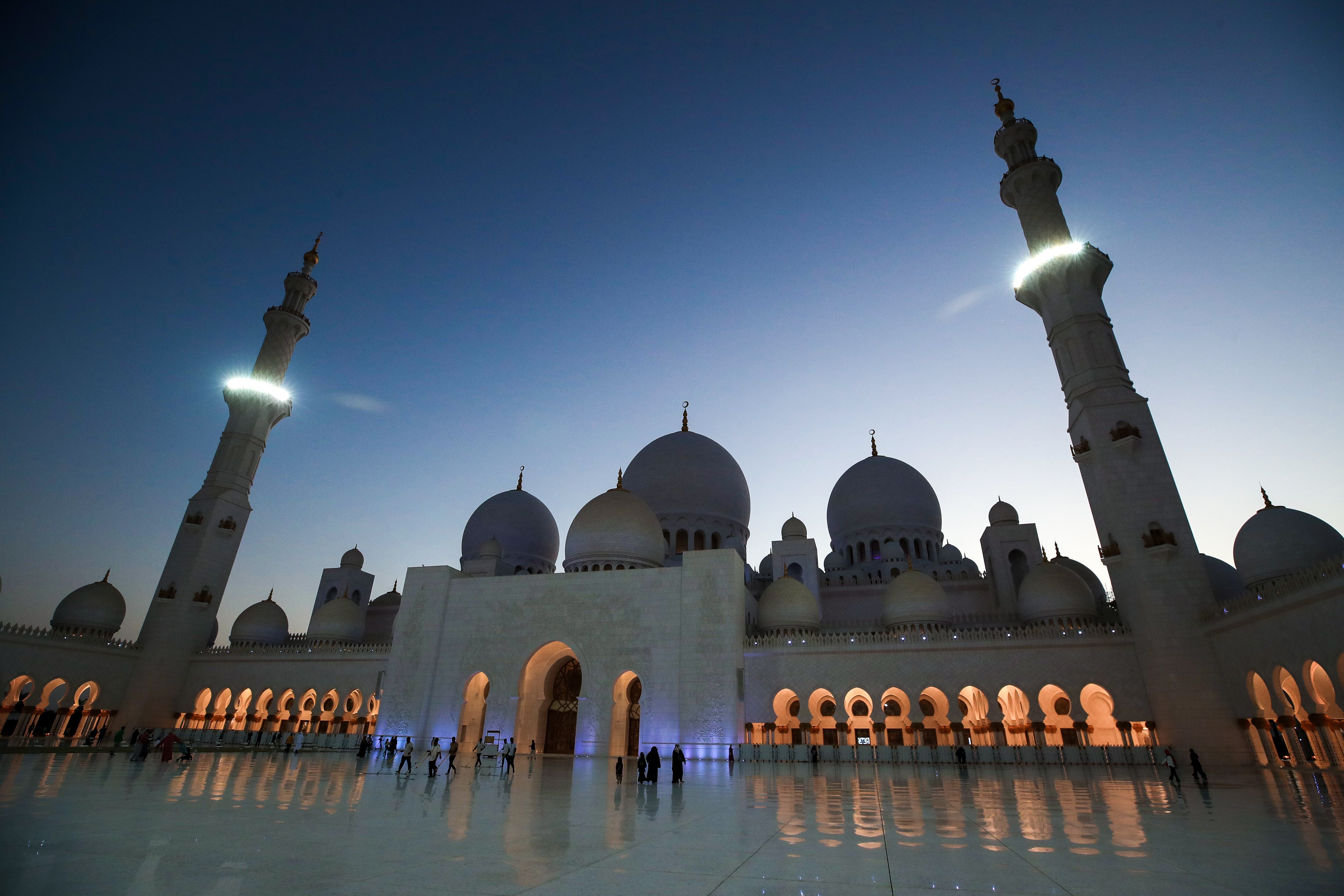 Ramadan 2026: 30 stunning mosques to visit in the UAE | The National