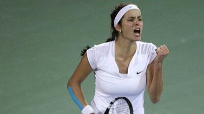 Julia Goerges is on to the women's final in the Dubai Tennis Championships after sending the tournament's defending champion, Caroline Wozniacki, crashing out in a little over two hours.