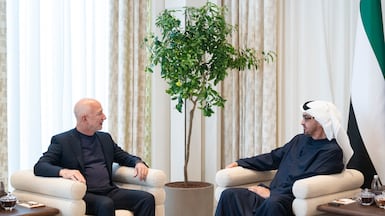 President Sheikh Mohamed with Jeff Bezos at Qasr Al Shati. Photo: UAE Presidential Court ---