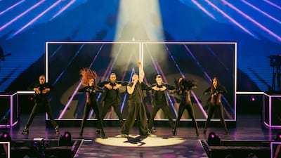 The Puerto Rican singer performed alongside a troupe of dancers