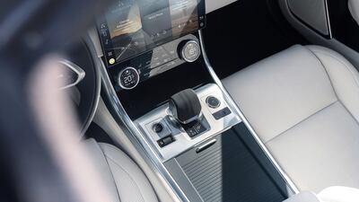 Gearbox arrangement in the XF.