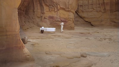 The spa also offers outdoor treatments amidst the sandstone mountains.