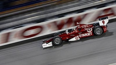 Scott Dixon in action at Iowa Speedway