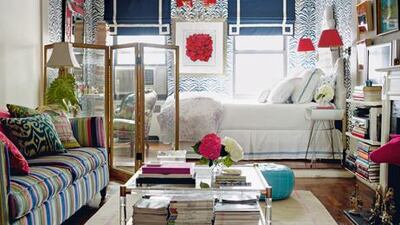 Holly Becker's Decor8 blog features galleries of inspiring homes, cute shops and craft projects as well as musings on decorating, stylists and designers that the author admires.