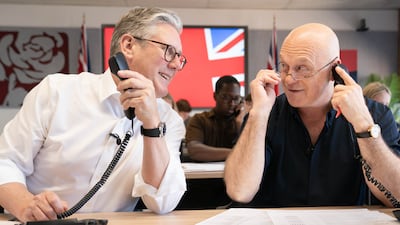 Keir Starmer and actor Ross Kemp phone Labour Party staff to thank them for their campaign efforts during the 2025 council elections. PA