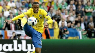 Martin Olsson of Sweden in action during the Uefa Euro 2016 group E preliminary round match between Republic of Ireland and Sweden at Stade de France in Saint-Denis, France, 13 June 2016. Etienne Laurent / EPA
