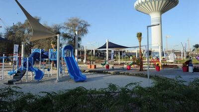 Dubai Municipality launched Al Khazzan Park: the first solar-powered and environmentally friendly park.