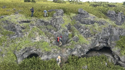 The group trek over to East beach. Iain McGregor/STUFF
