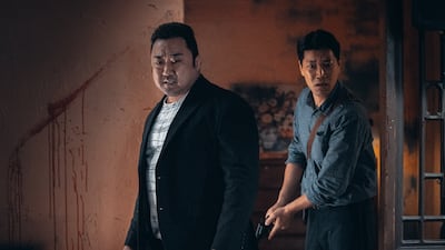 Despite its formulaic approach, the film combines the genres of action, crime and comedy masterfully.