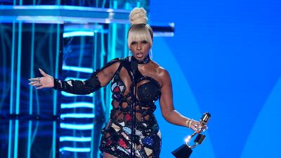 Mary J Blige accepts the Icon Award. AP Photo