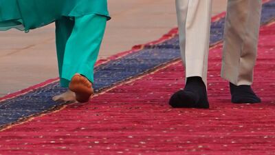 Britain's Prince William and Catherine, Duchess of Cambridge visit the Badshahi Mosque in Lahore, Pakistan October 17, 2019. Reuters