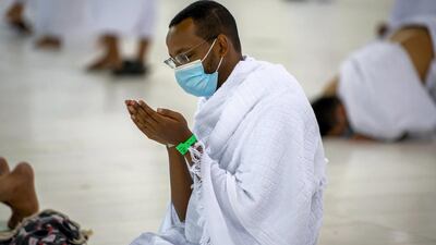 The first group of Muslims, allowed in the mosque compound by appointment, arrive at the Grand Mosque to perform Umrah. Courtesy General Presidency for the Affairs of the Grand Mosque and the Prophet's Mosque