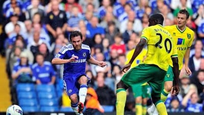 Juan Mata made an instant impact on his Chelsea debut, and reminded fans of another Premier League midfielder from Spain.