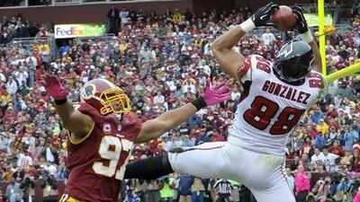 Though he is enjoying one of his finest seasons, Atlanta Falcons tight end Tony Gonzalez, right, says he is '95 per cent sure' this season will be his last.