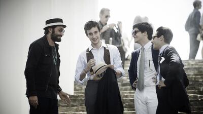 Pitti Uomo attendees having a moment. Enrico Labriola / Pitti Immagine