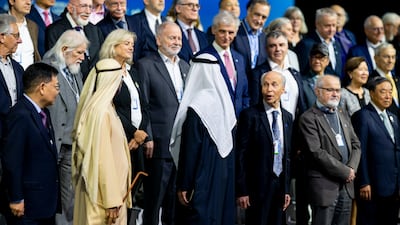 President Sheikh Mohamed and Sheikh Mohammed bin Rashid speak with participants. Hamad Al Kaabi / UAE Presidential Court
