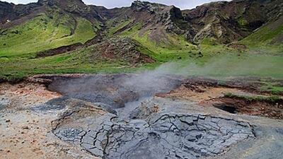 Wild Photography Holidays' nine-day tour of Iceland includes a visit to the geothermal areas of Hengill volcano.